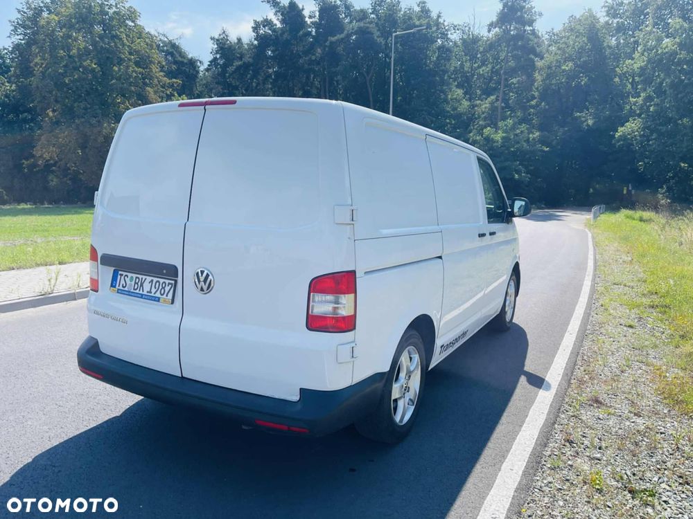 Volkswagen Transporter - 8