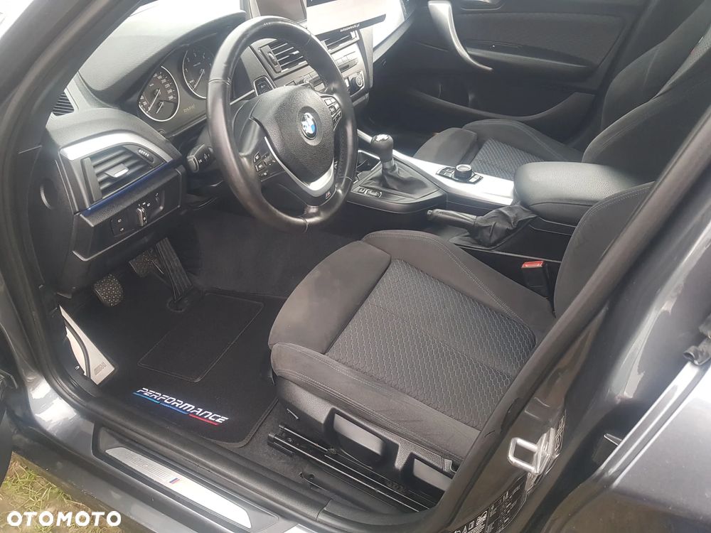 BMW Seria 1 120d xDrive BluePerformance - 13