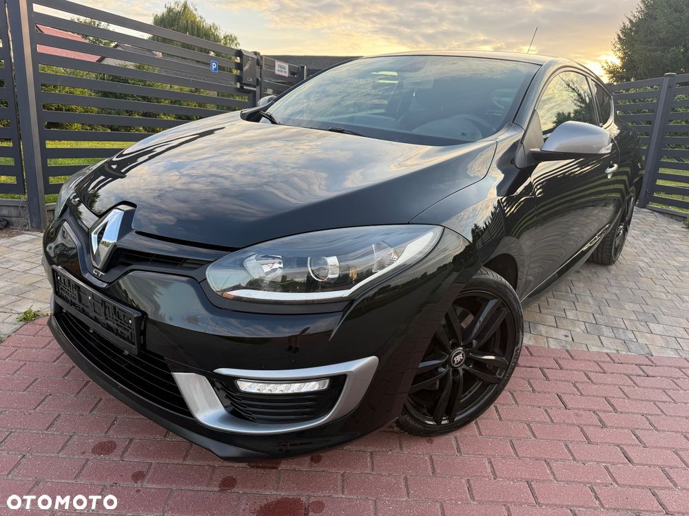 Renault Megane 220 GT - 1
