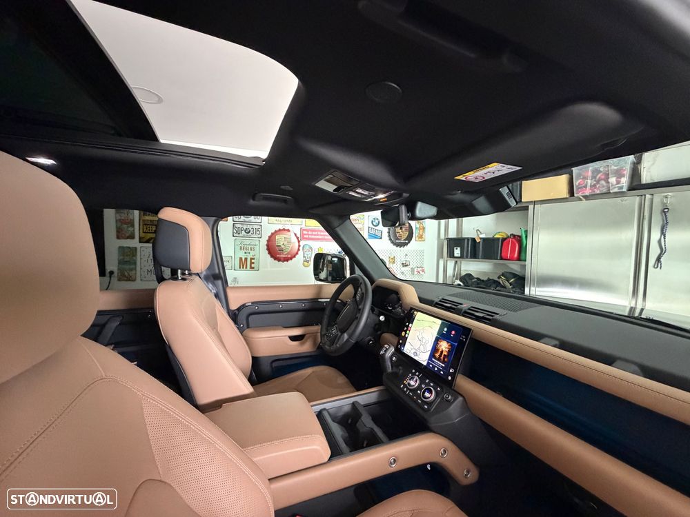 Land Rover Defender - 6