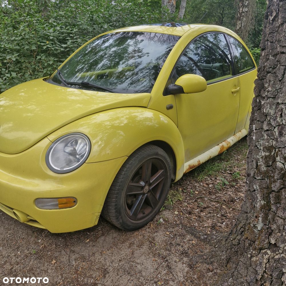 Volkswagen New Beetle - 1