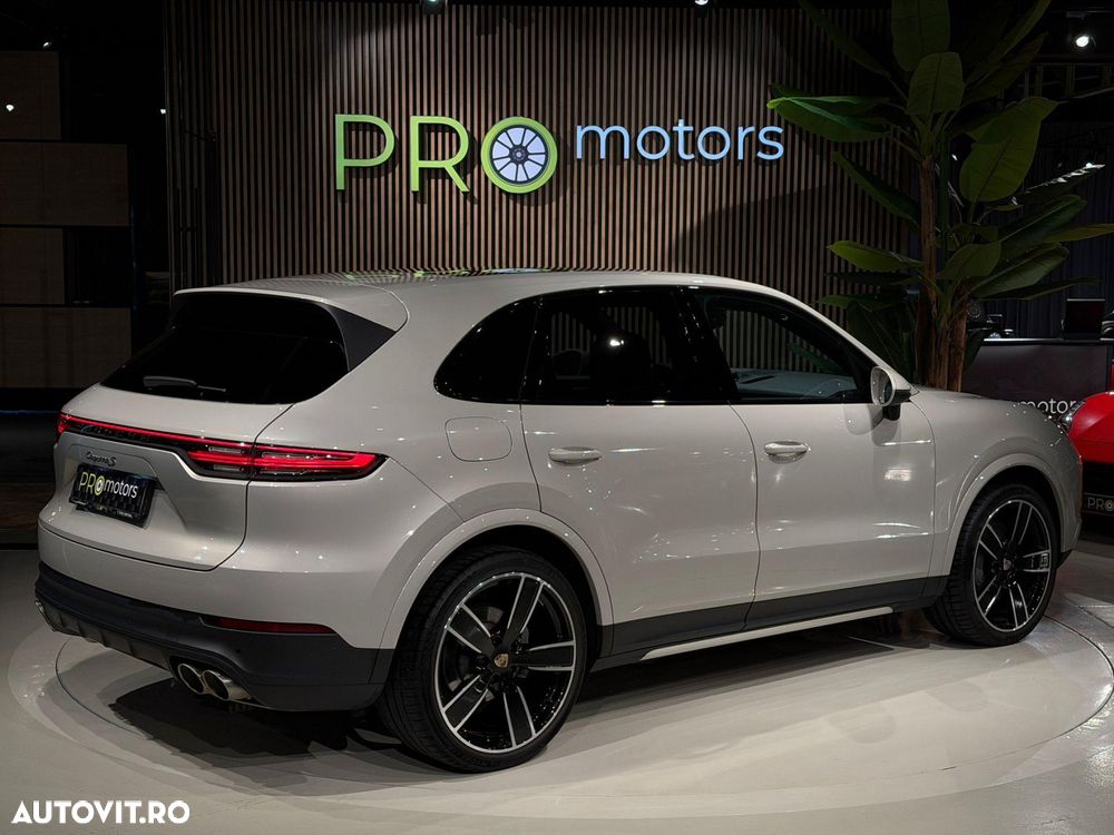 Porsche Cayenne S Tiptronic S - 11