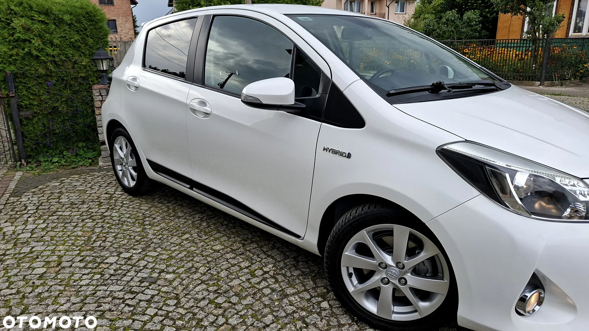 Toyota Yaris Hybrid 1.5 VVT-i Edition 2014 - 10