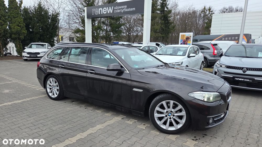 BMW Seria 5 520d xDrive Luxury Line - 1