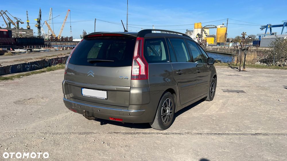 Citroën C4 Grand Picasso 1.6 HDi FAP EGS6 Exclusive - 4