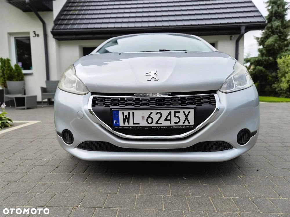 Peugeot 208 - 31