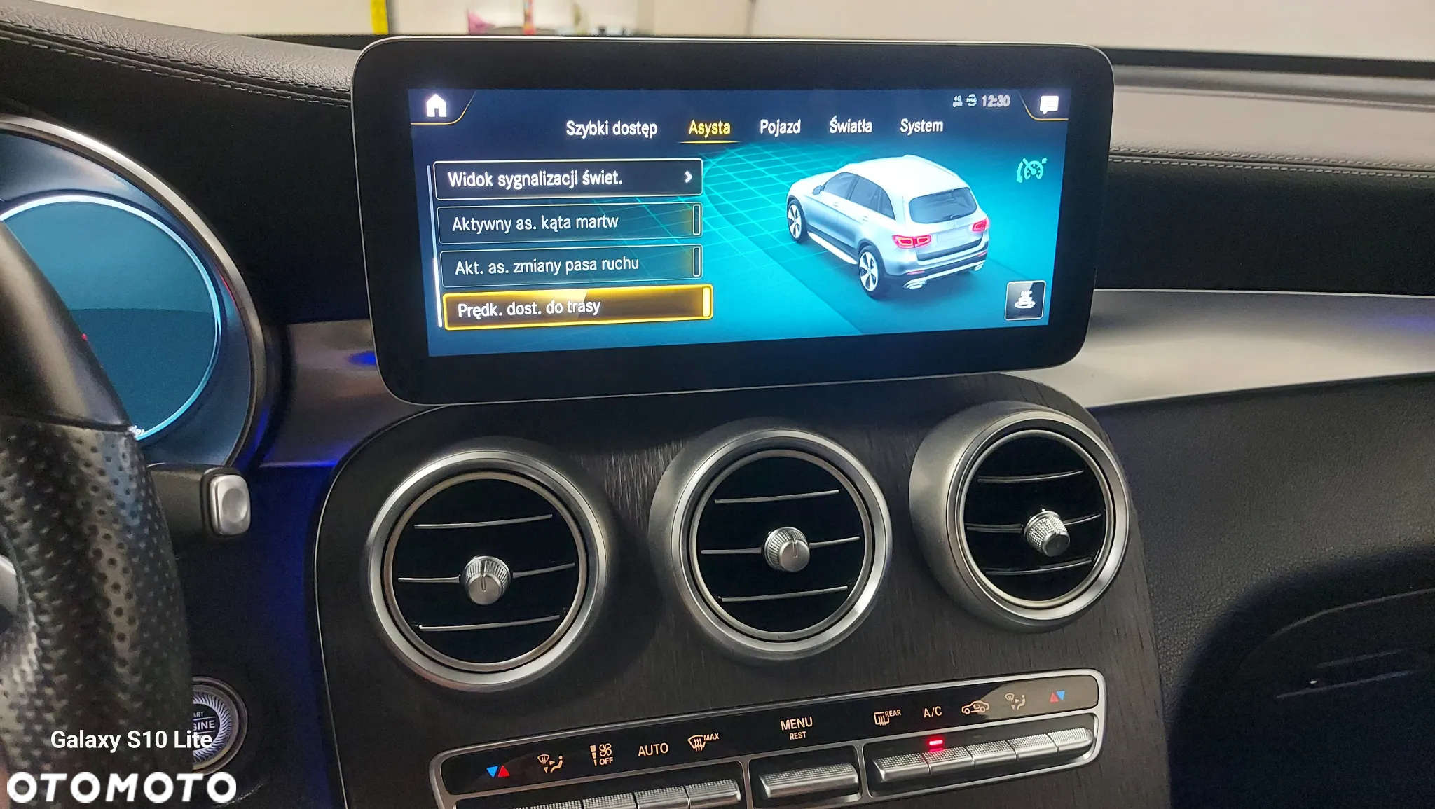 Mercedes-Benz GLC 220 d 4Matic 9G-TRONIC AMG Line Plus - 33