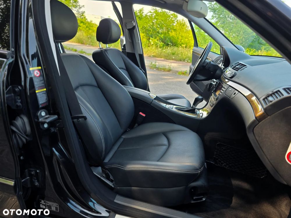 Mercedes-Benz Klasa E 320 CDI 7G-TRONIC Avantgarde BusinessEDITION - 23