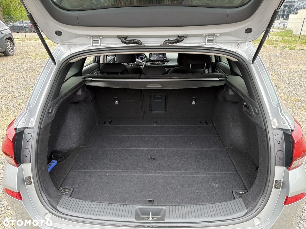 Hyundai i30 1.0 T-GDI Smart DCT - 17