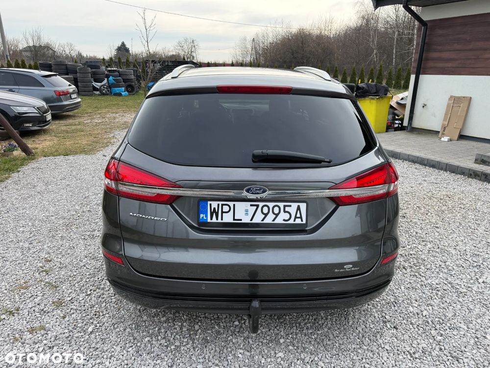 Ford Mondeo 2.0 TDCi Titanium PowerShift - 12