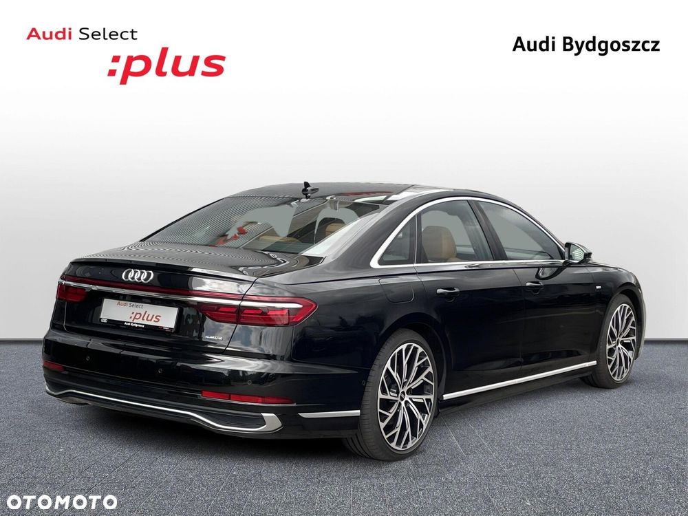 Audi A8 - 6
