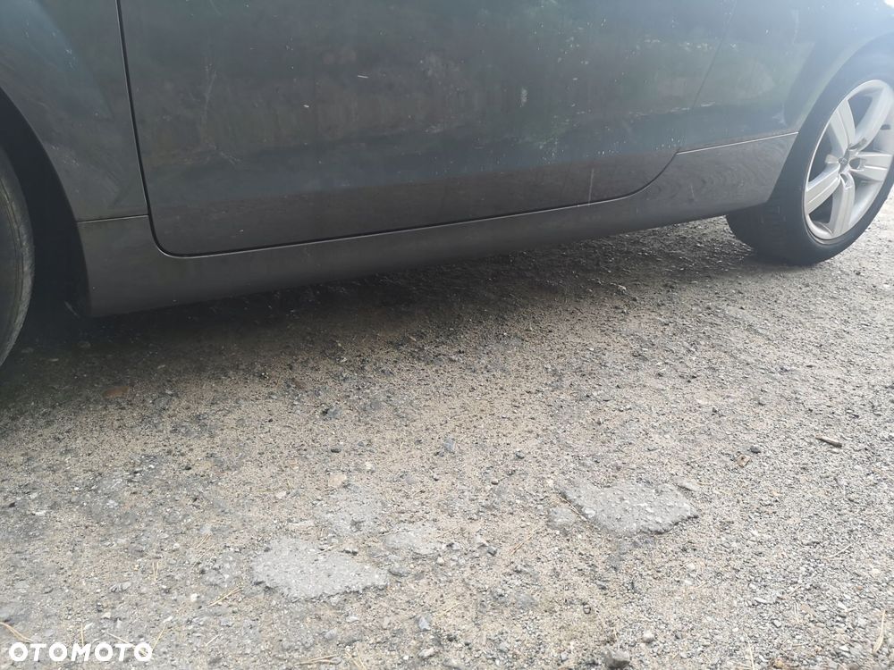 LISTWA PROGOWA LEWA STRONA AUDI TT 8J LX7Z - 1