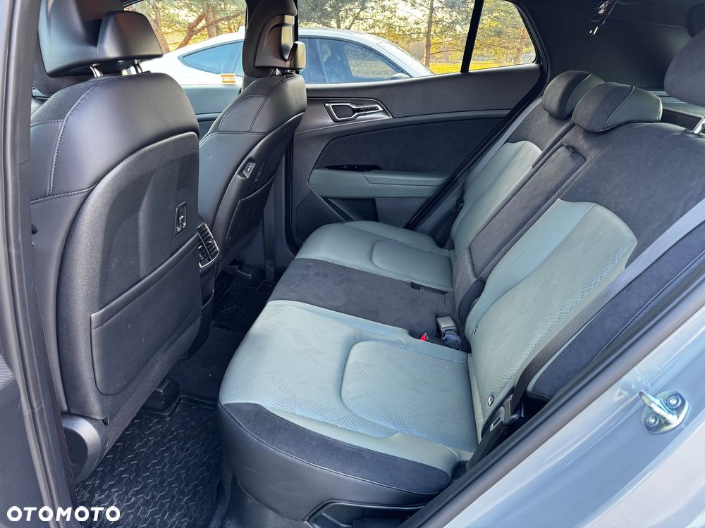 Kia Sportage 1.6 T-GDI HEV Anniversary 2WD - 30