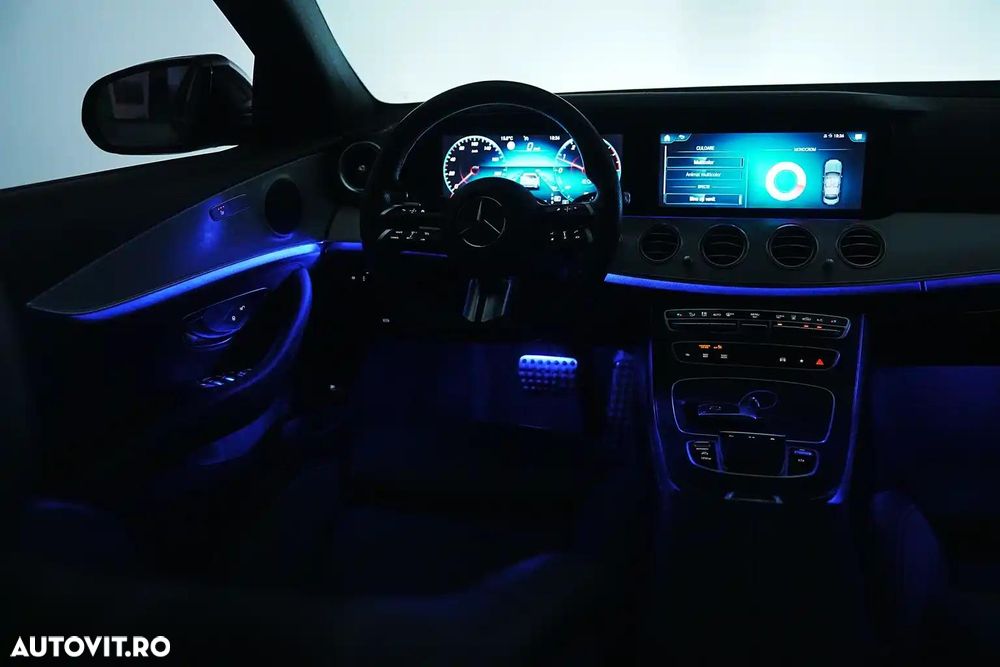 Mercedes-Benz E 300 de 9G-TRONIC AMG Line - 32