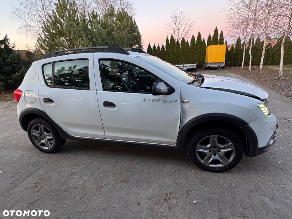 Dacia Sandero Stepway - 4