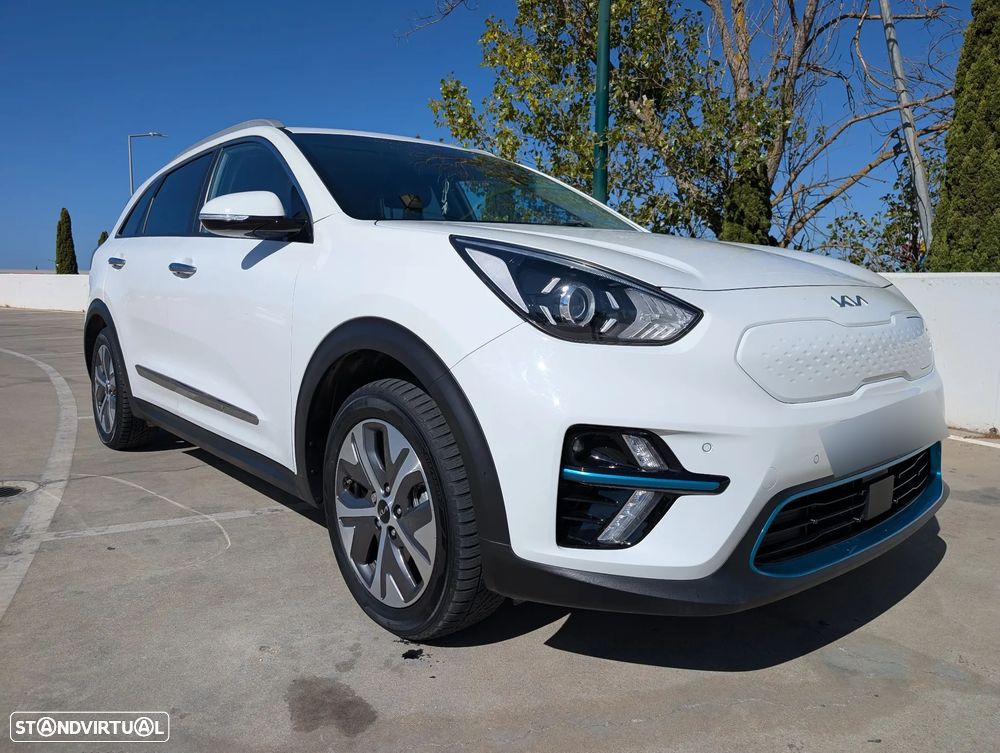 Kia e-Niro Vision - 17