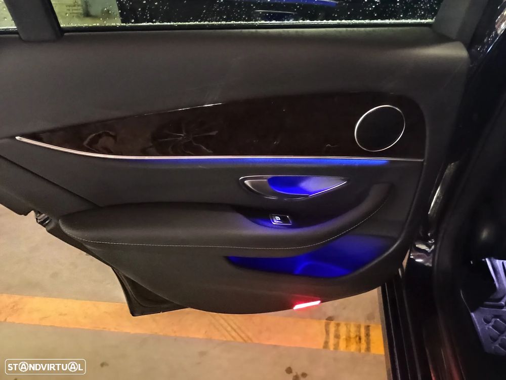 Mercedes-Benz E 300 de 4Matic T 9G-TRONIC Exclusive - 27