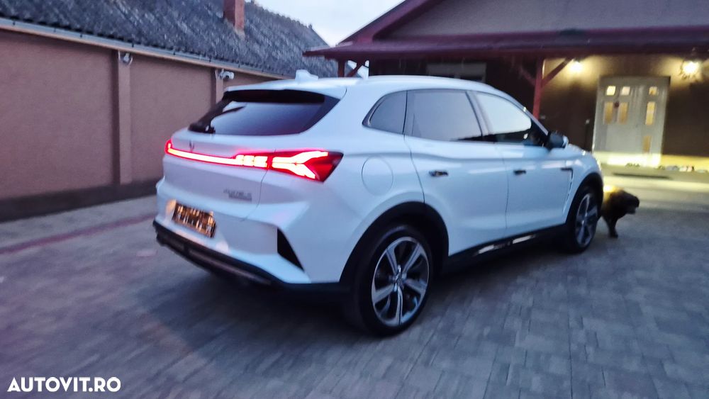 MG Marvel R Luxury - 4