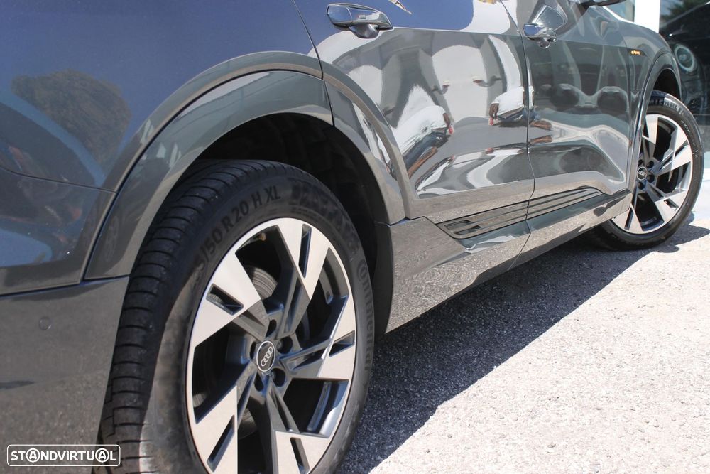 Audi e-tron 55 quattro S line - 43