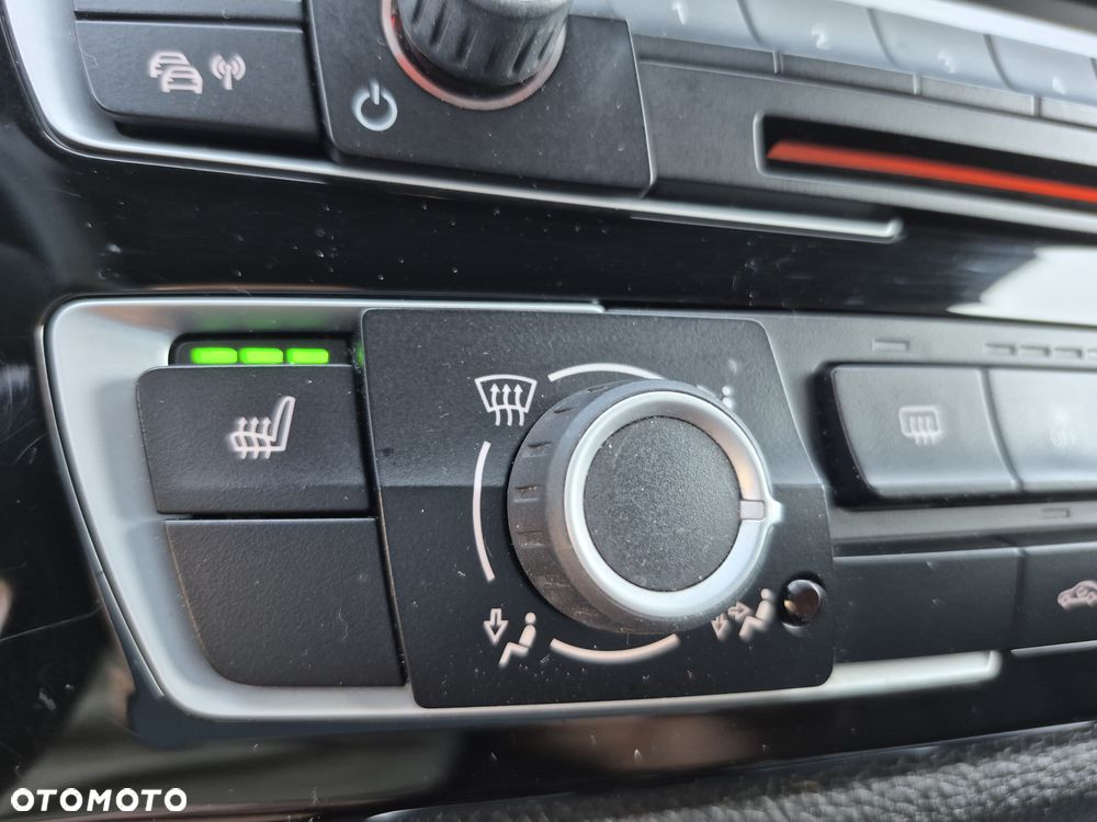 BMW Seria 1 116i - 18