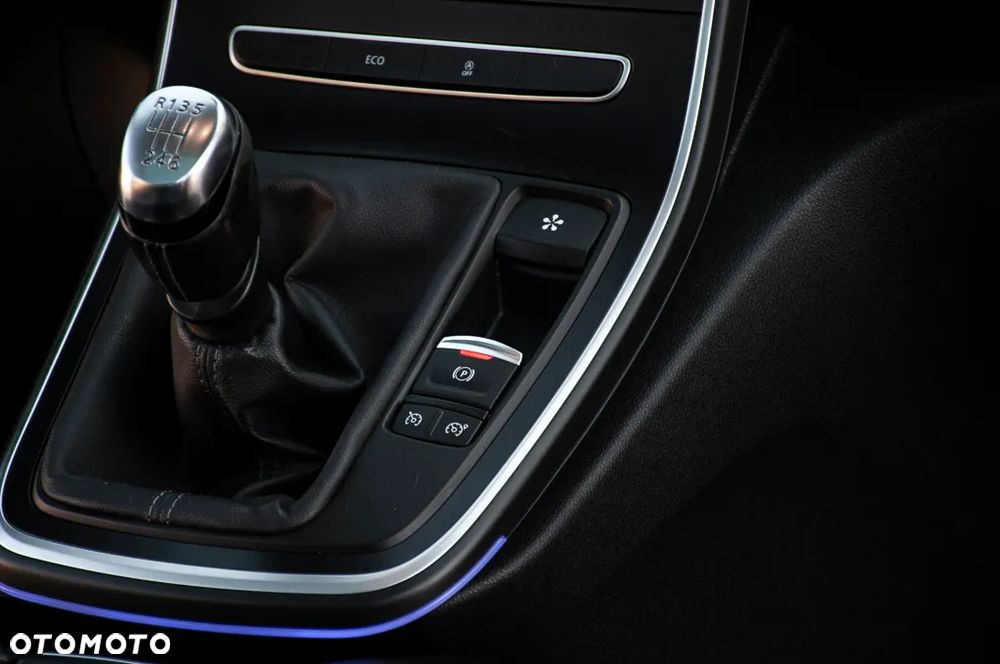 Renault Scenic ENERGY TCe 130 INTENS - 21