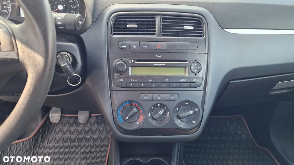 Fiat Grande Punto 1.4 8V - 13