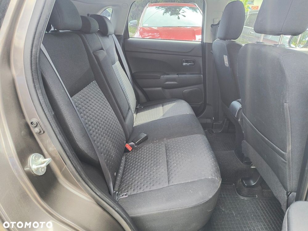 Mitsubishi ASX - 13