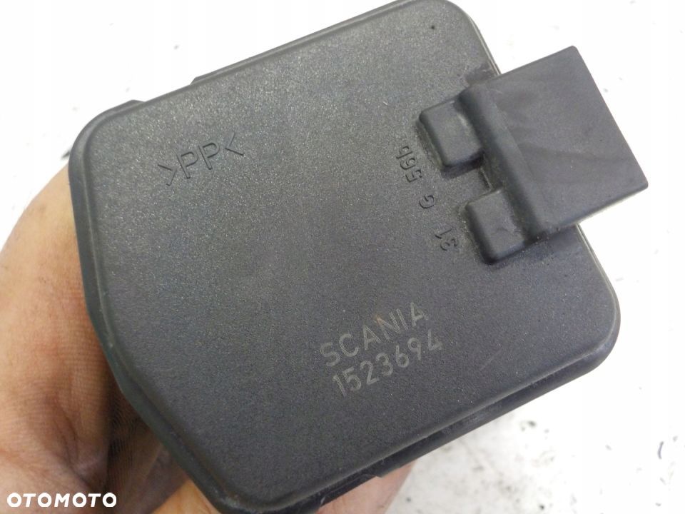 SCANIA SILNICZEK REGULACJI LAMPY - 3
