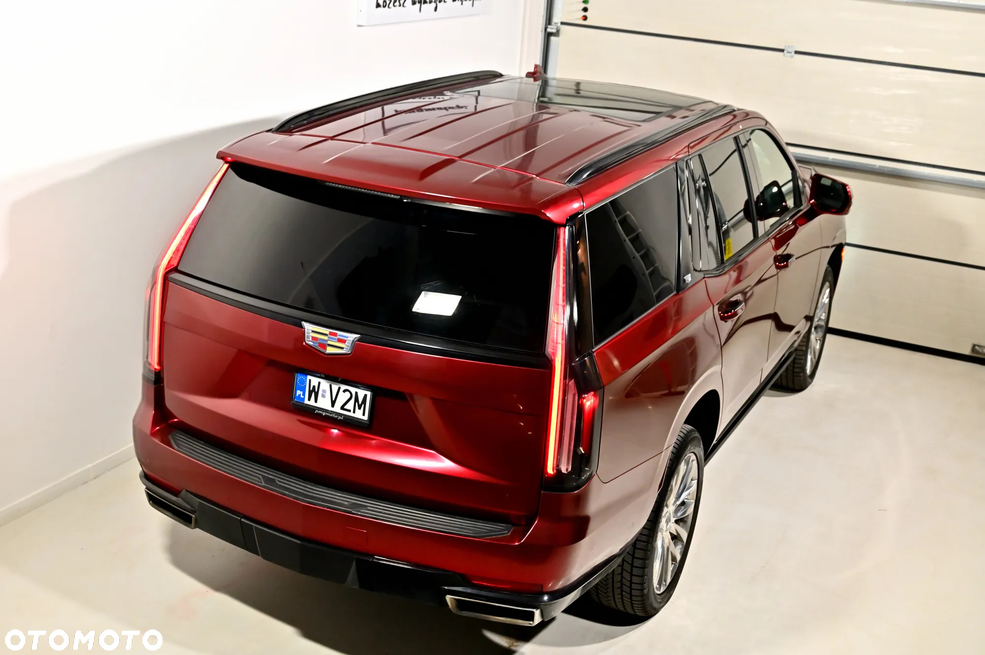 Cadillac Escalade - 14