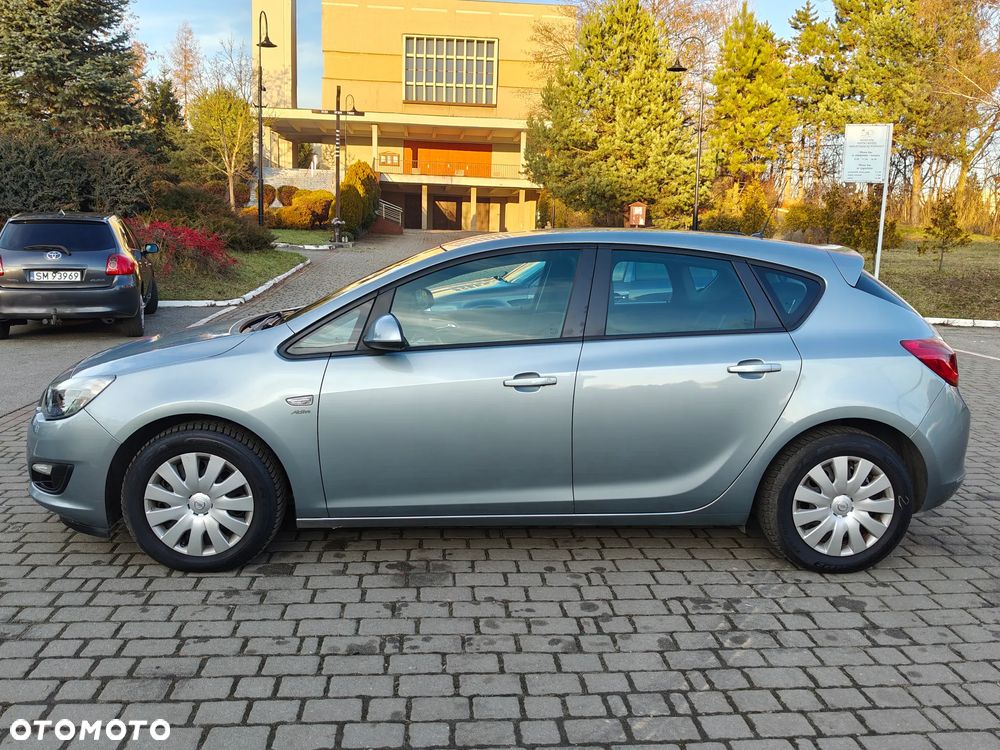 Opel Astra 1.8 Enjoy - 1
