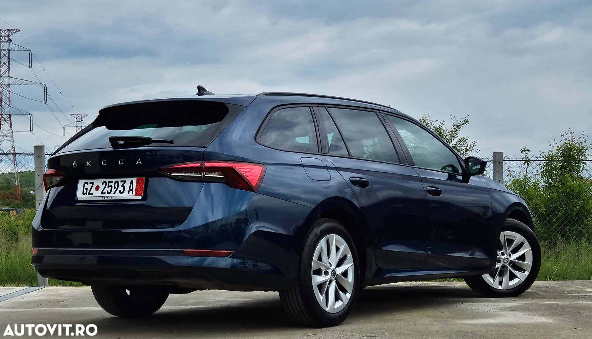 Skoda Octavia 2.0 TDI DSG First Edition - 4