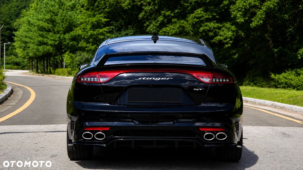 Kia Stinger - 3