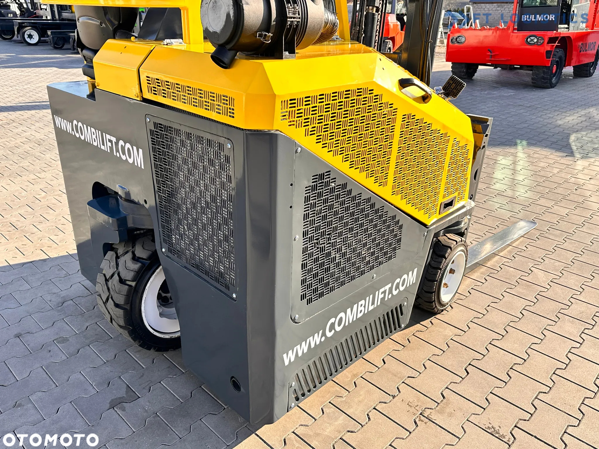 Combilift CB3000 / LPG / DUPLEX / 4000MM / WOLNY SKOK / NOWE OPASKI / JAK NOWY - 15