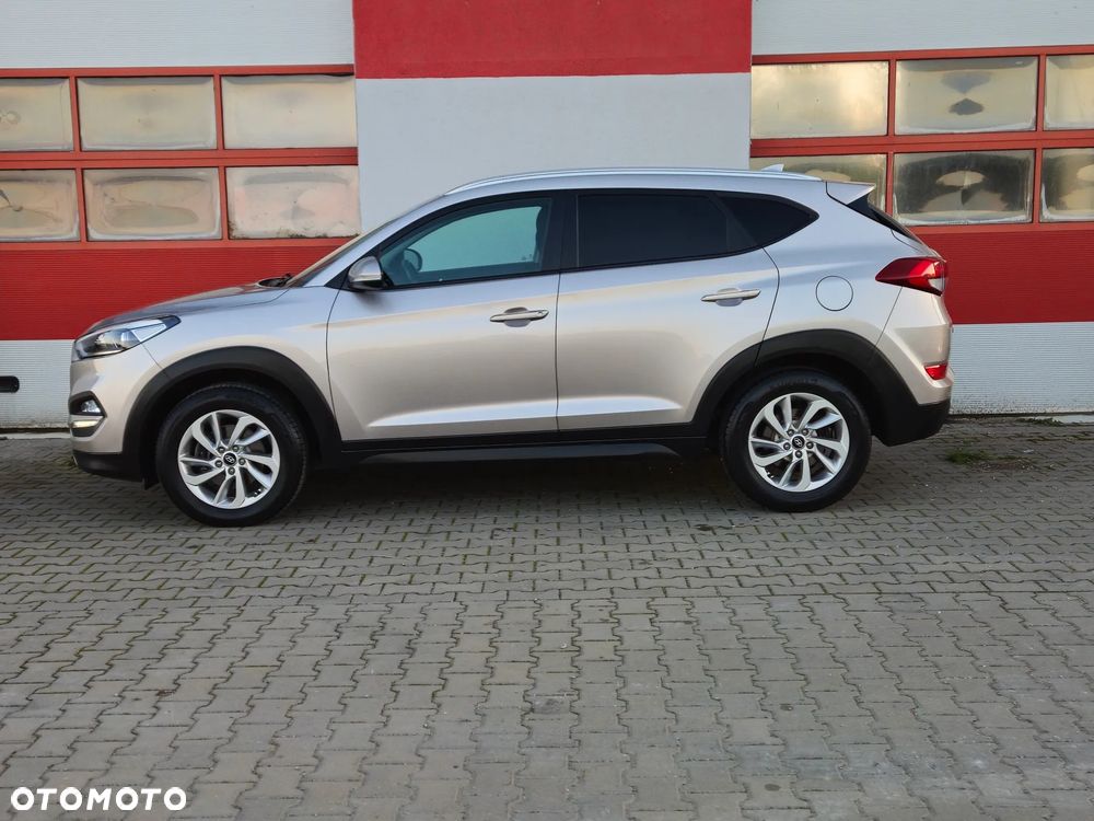 Hyundai Tucson 1.7 CRDI BlueDrive Comfort 2WD - 10