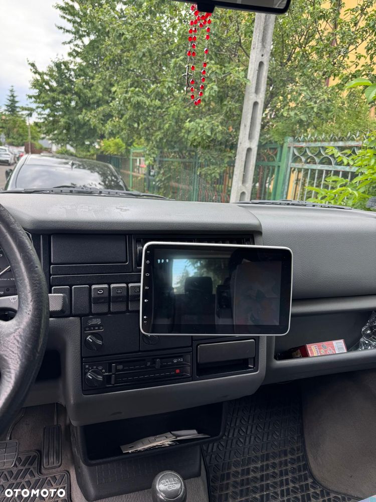 Volkswagen Multivan - 9