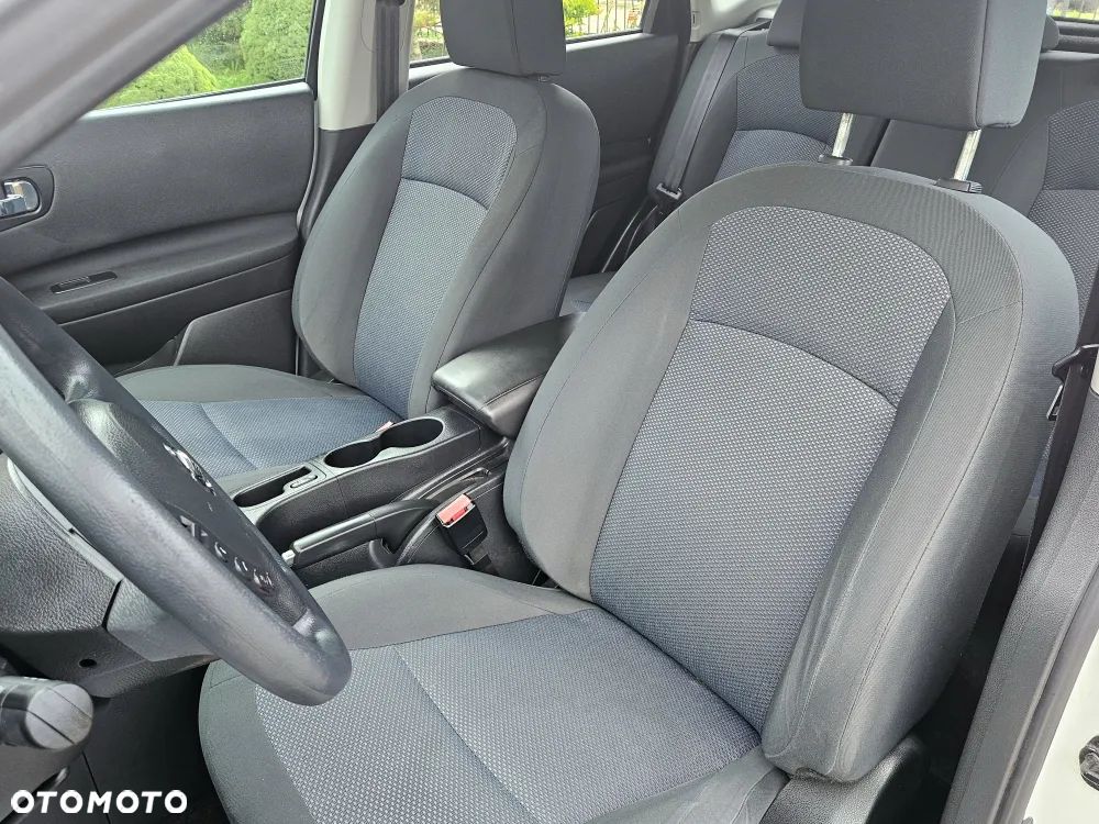 Nissan Qashqai 1.6 visia - 15