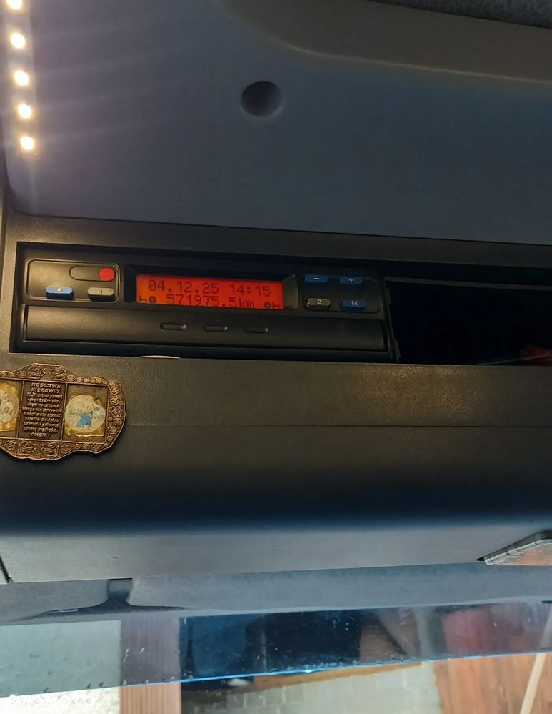 MAN TGL 12.180 4X2 BL - 10