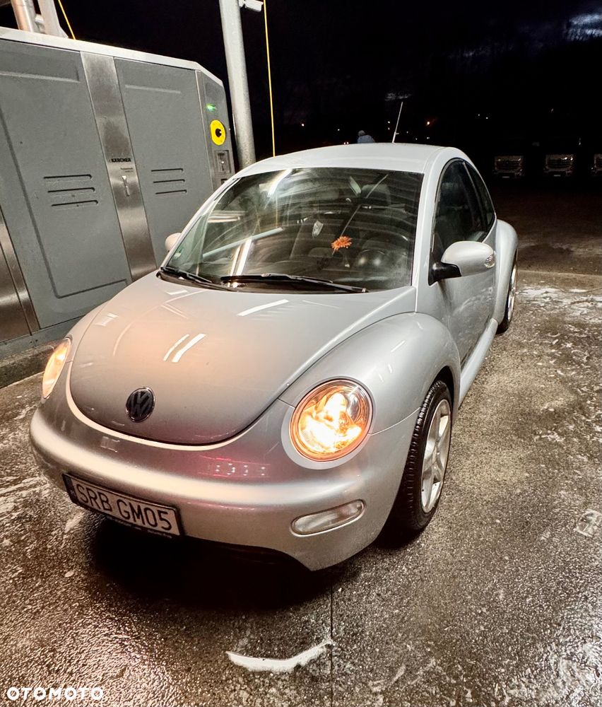 Volkswagen New Beetle 1.6 United - 3