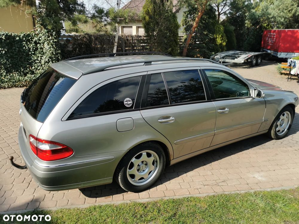 Mercedes-Benz Klasa E - 17