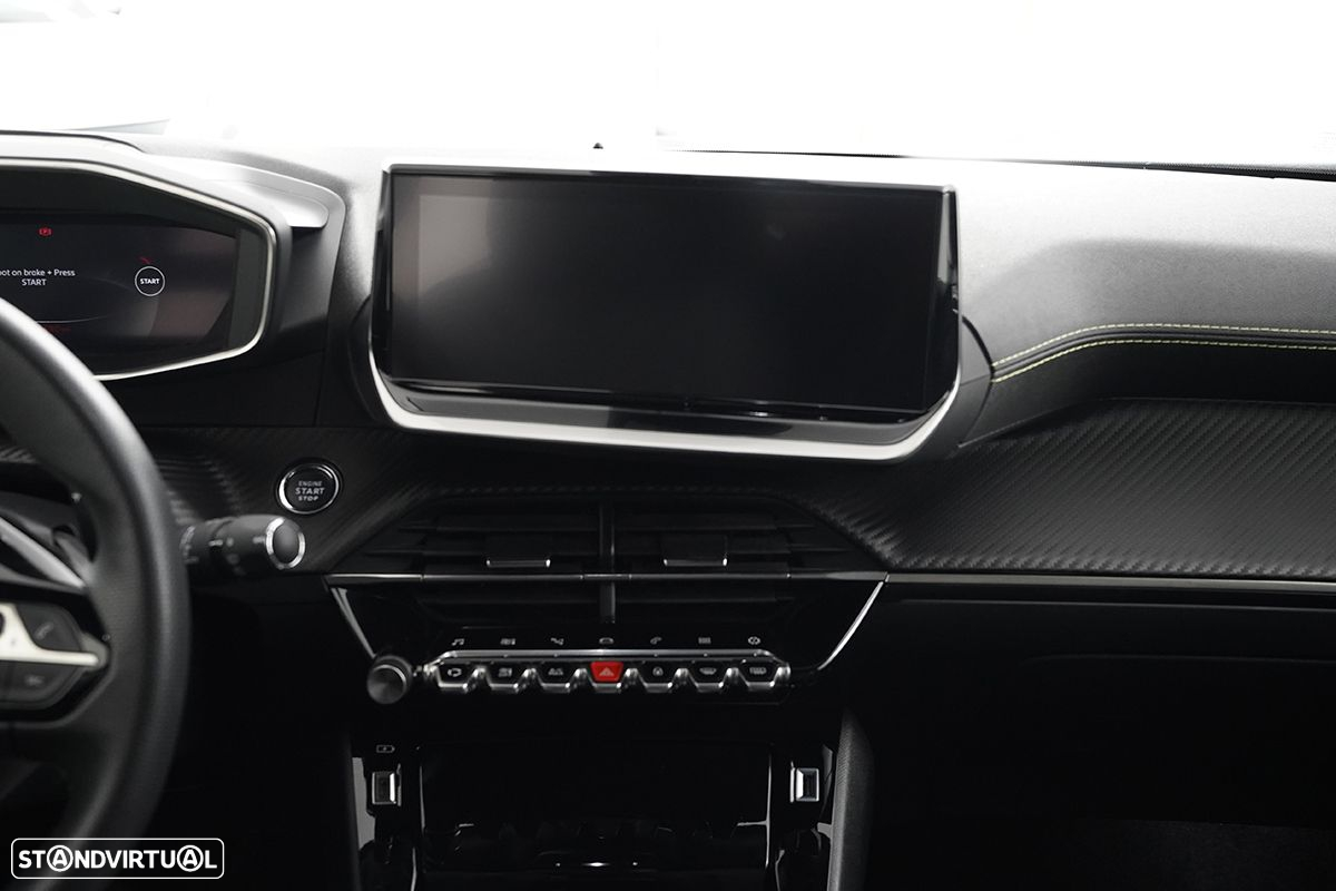 Peugeot 2008 1.2 PureTech GT EAT8 - 9