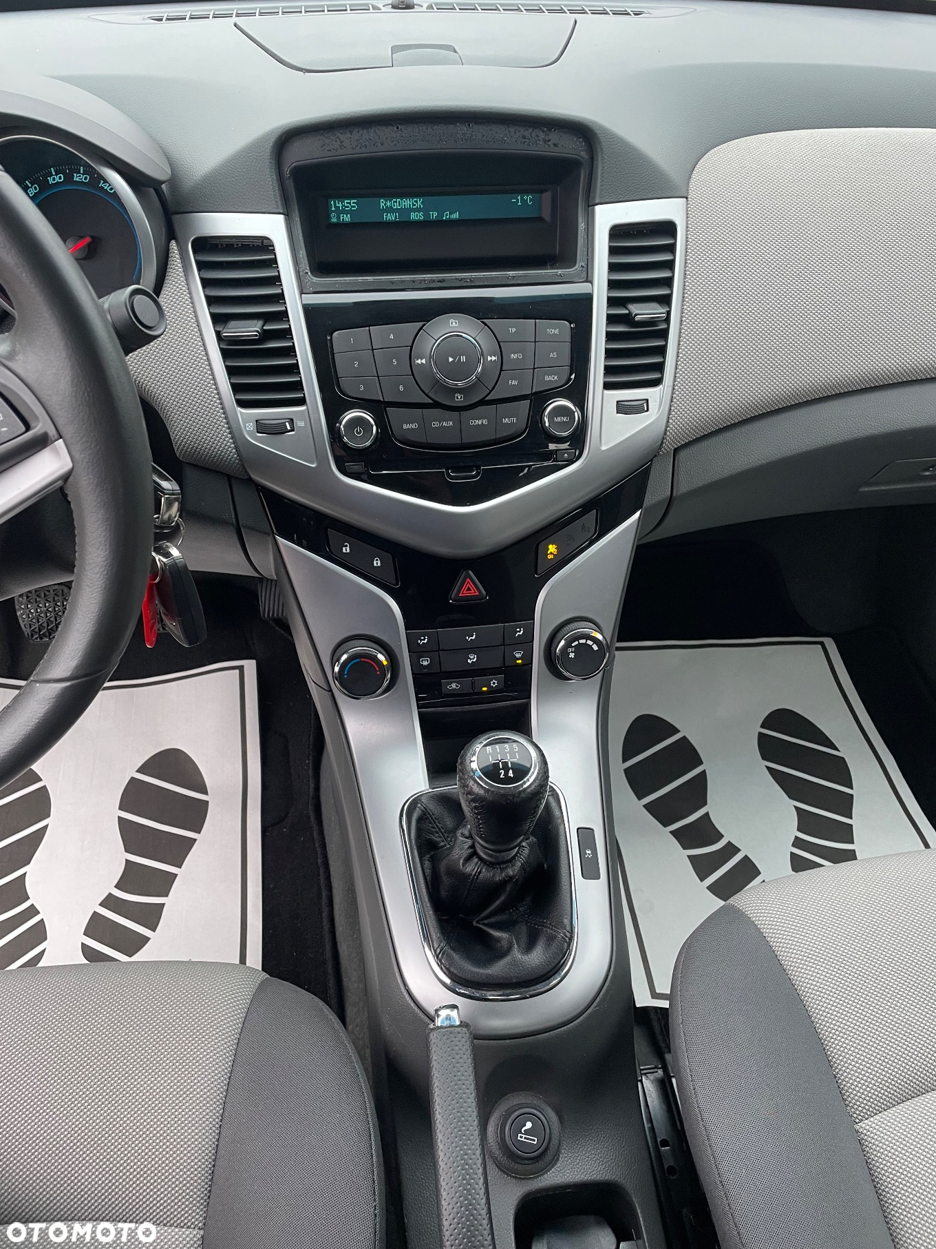 Chevrolet Cruze 1.6 LS - 18