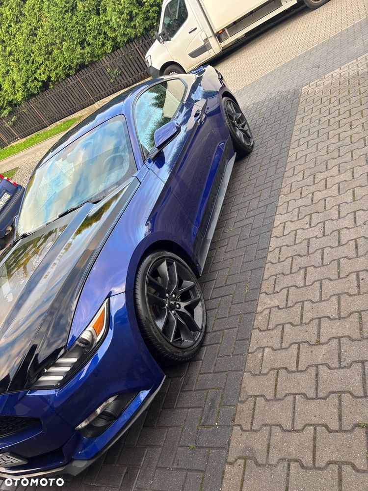 Ford Mustang - 20