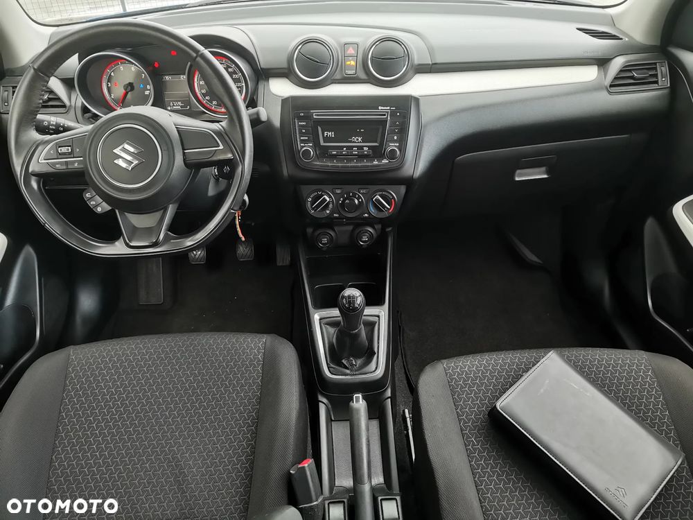 Suzuki Swift 1.2 Dualjet Club - 8