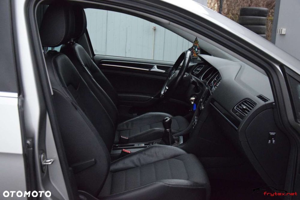 Volkswagen Golf Variant - 22