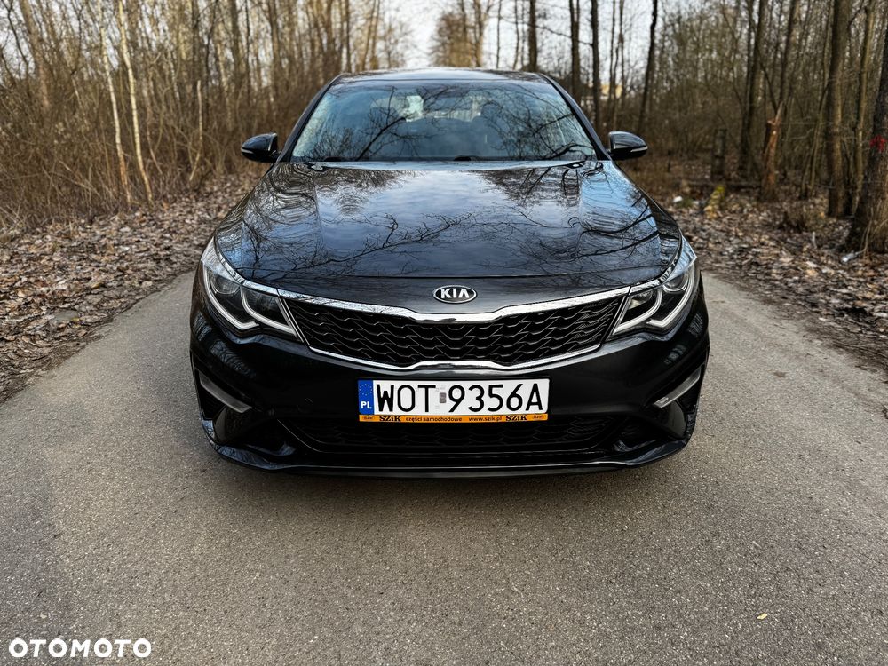 Kia Optima - 11