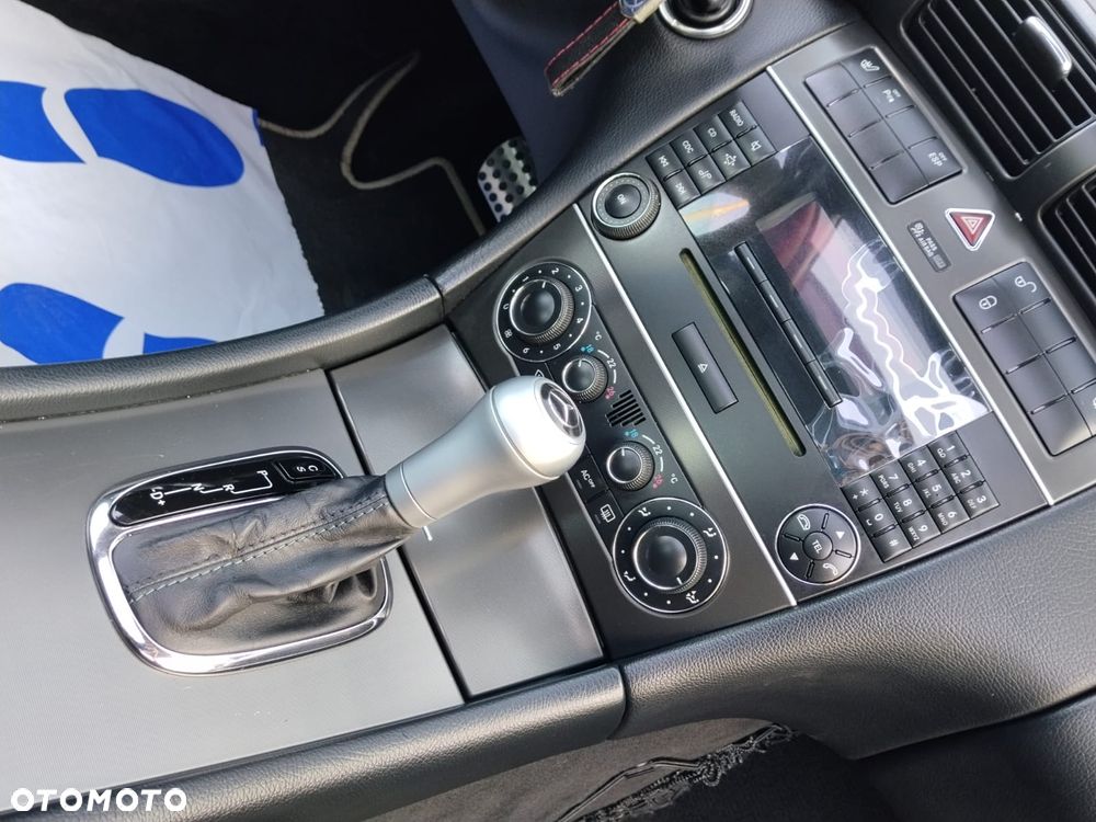 Mercedes-Benz Klasa C 180 Kompressor Automatik Sport Edition - 28