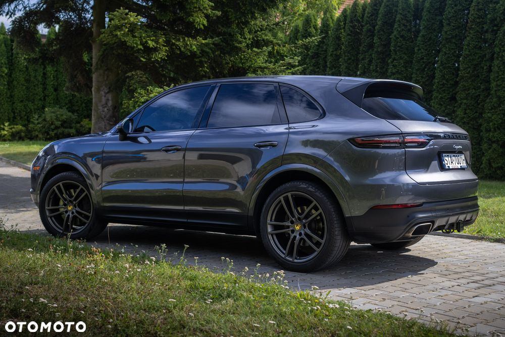 Porsche Cayenne Platinum Edition - 9