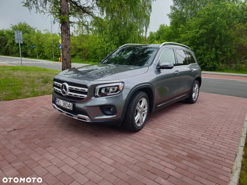 Mercedes-Benz GLB - 1