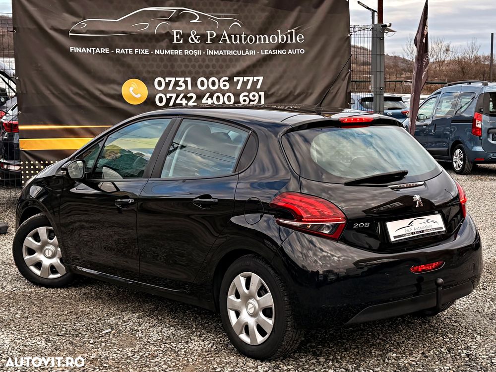 Peugeot 208 PureTech 82 Start & Stop Style - 11