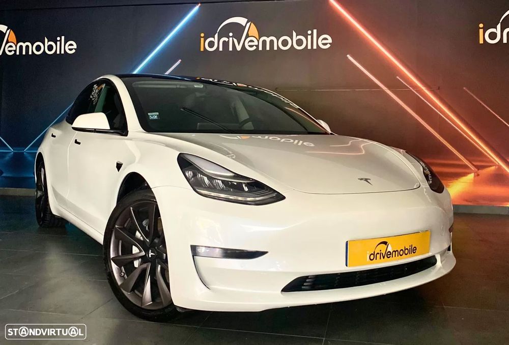 Tesla Model 3 - 30